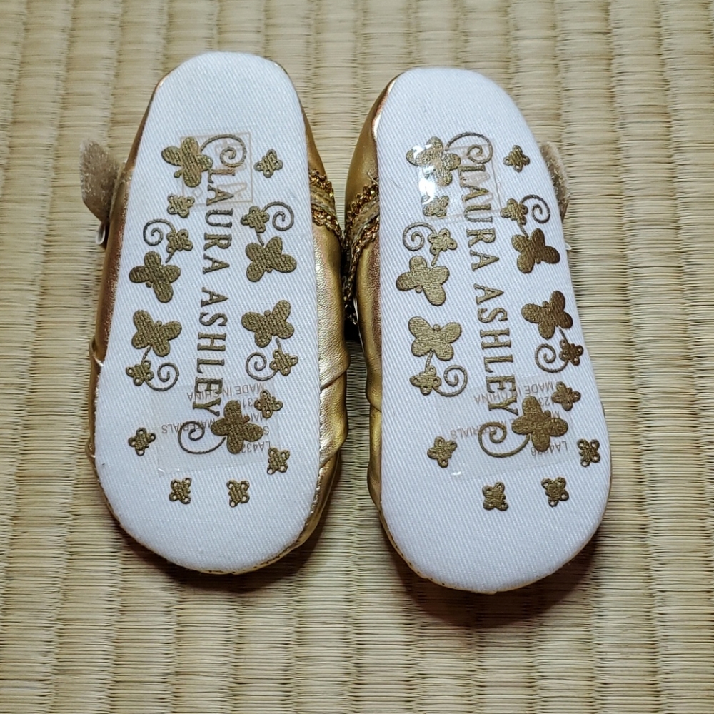 Laura Ashley Gold Ballet Infant Flats w/ Bow Strap - Picture 4 of 7